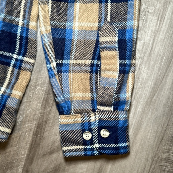 Ryan Keith Flannel Long Sleeve Button Down Shirt - Medium - Picture 4 of 6